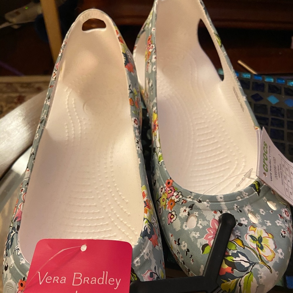 Crocs Vera Bradley Kadee Flat floral  Size 8-9 Women limited Edition NWT